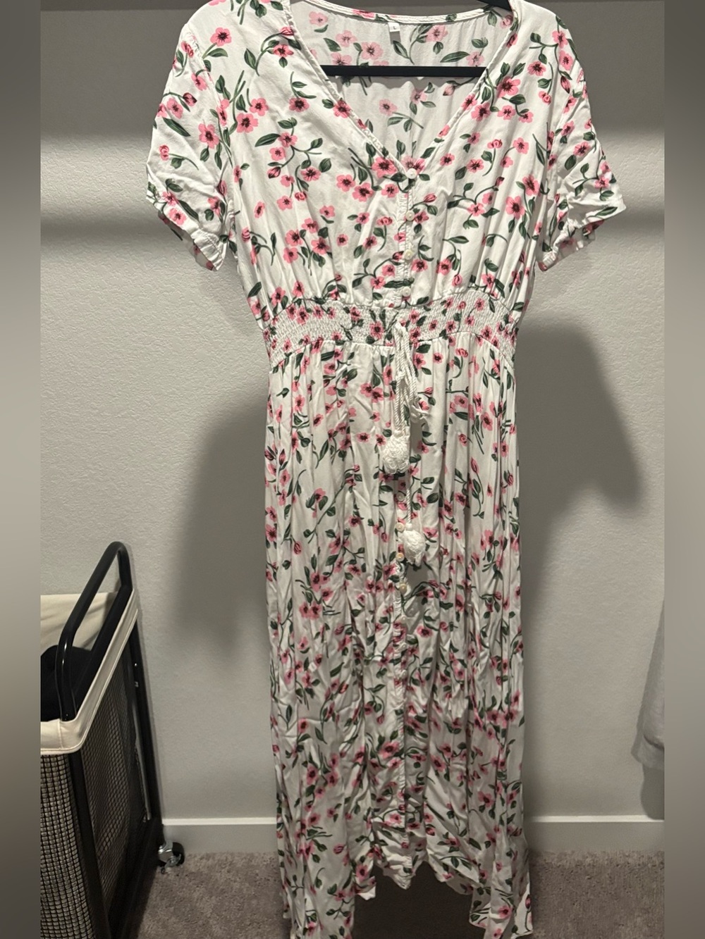 Women’s White Floral V-Neck Maternity Maxi Dress with Pink Flowers